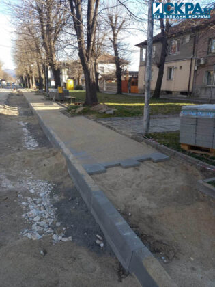 Вече асфалтирана улица