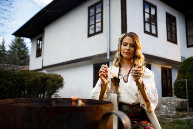 Песен "Следи", Веси Бонева