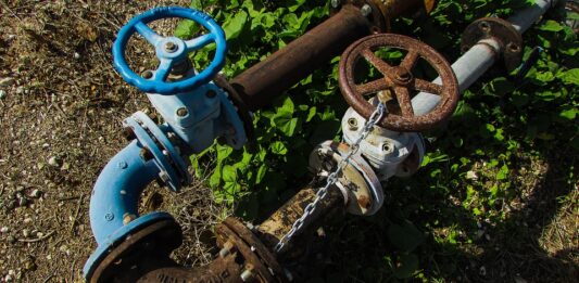 Водопроводни тръби