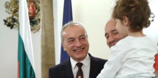 Гълъб Донев