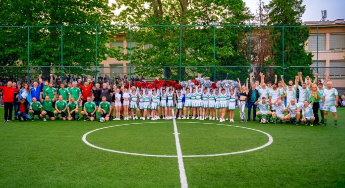 Футболна среща