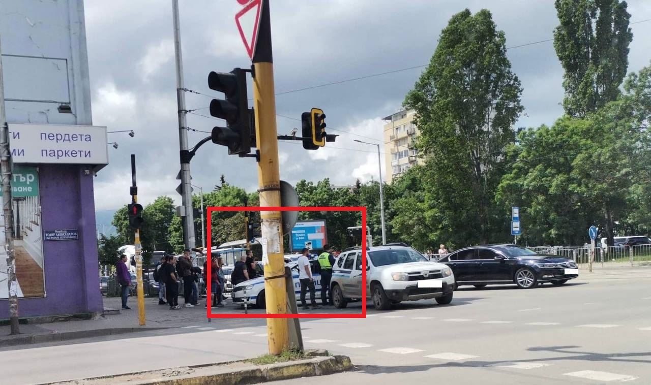 15-годишна ученичка е била ударена от кола в София, предава