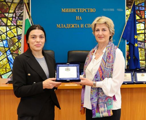 Весела Лечева