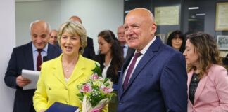 Весела Лечева