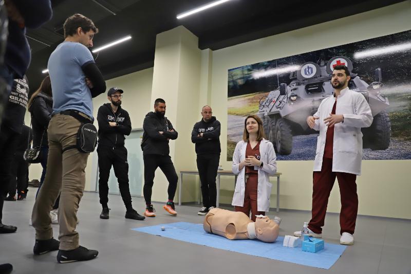 Днес във Военномедицинска академия ВМА се проведе курс Първа помощ