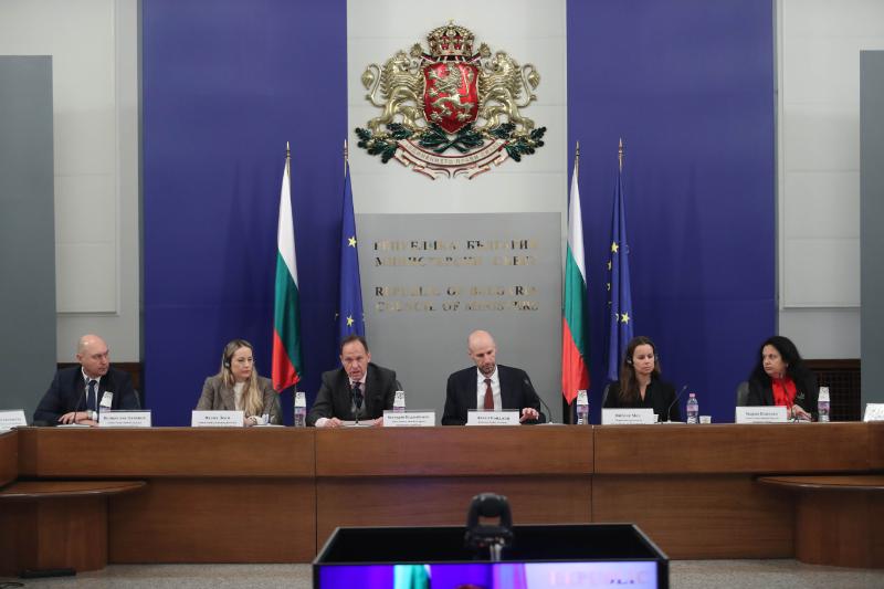 Заместник министър Костадин Коджабашев участва в Министерския съвет в кръгла