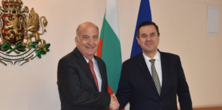 Кенет Мертен и Никола Стоянов