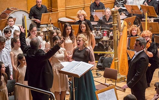 Петото издание на Международния конкурс за млади оперни певци Гена