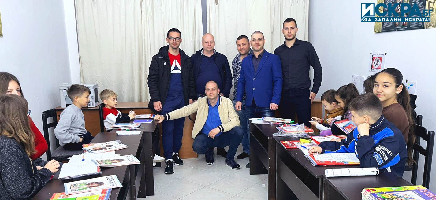 Посещение в Албания