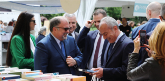 Премиерът Гълъб Донев