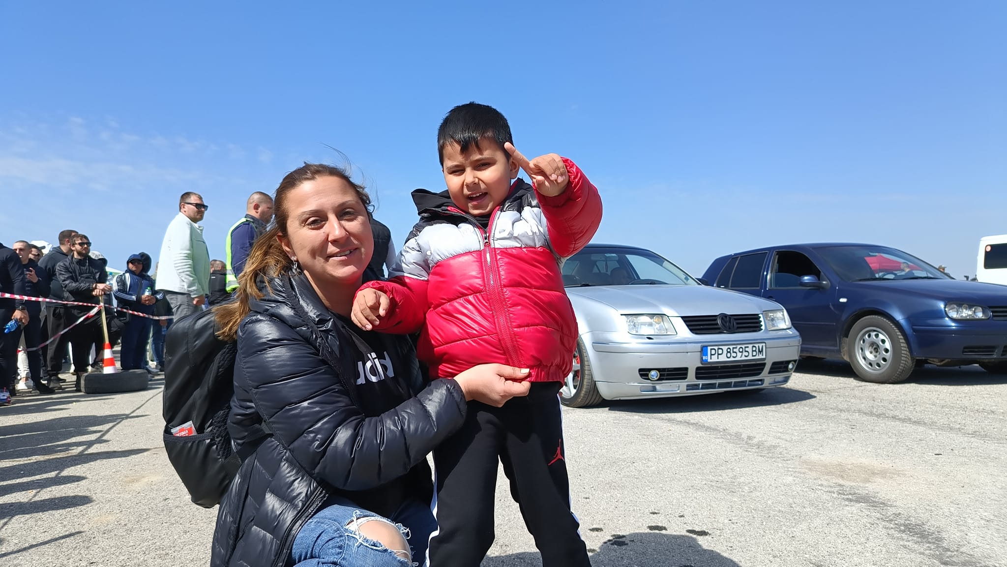 Искра Георгиева и 6-годишният ѝ син Антон