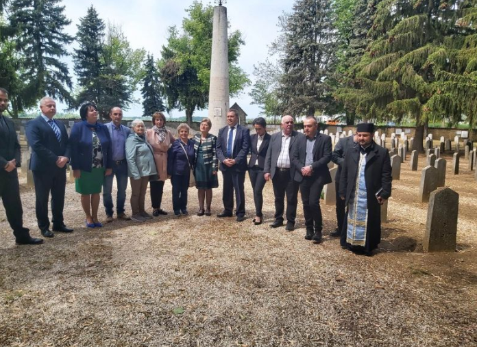 Откриване на паметна плоча в унгарския град Харкан