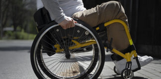 Лице с увреждане