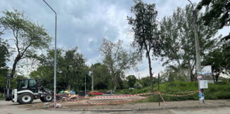 Мястото на разрушената постройка