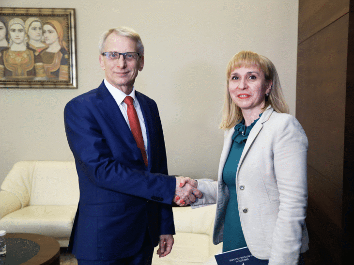 Правителството ще работи в тясно сътрудничество с администрацията на националния