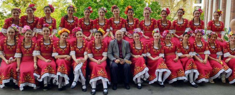 Една вълнуваща и красива Приказка за народен хор ще ни