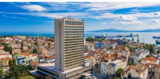 Хотел "България"