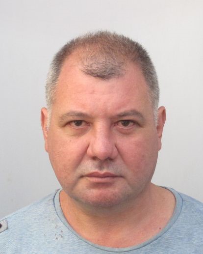 Иван Николов