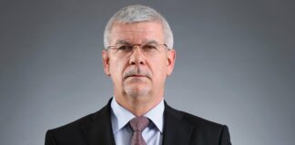 Министър Кирил Вътев