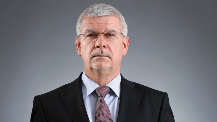 Министър Кирил Вътев