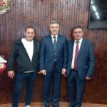 Кметът Белгин Кадиш и председателят на ДПС Мустафа Карадайъ