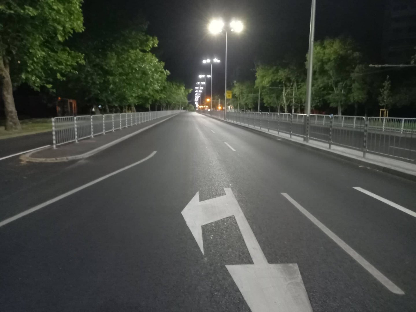 Общо осем души са пострадали при катастрофа на кръстовището между