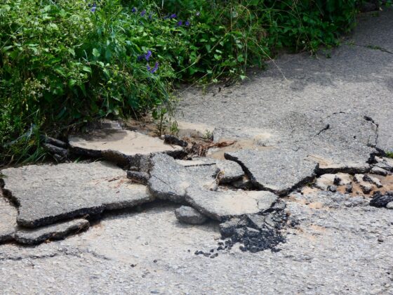 Разрушения след наводнение