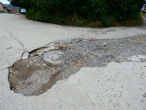 Разрушения след наводнение