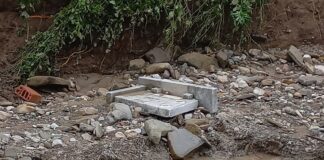 Поражения по гробището в село Ребърково