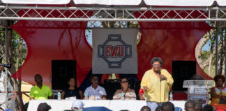 Миа Мотли - премиер на Барбадос.