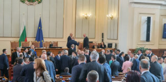 Напрежение в НС