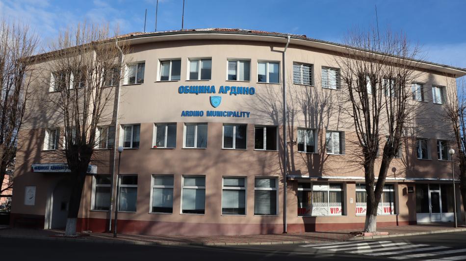 Задържан е Росен Хаджиев който е началник на отдел Архитектура