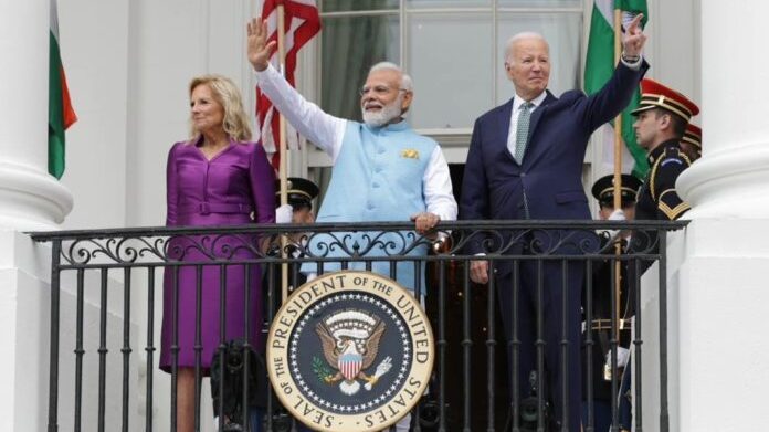 Президентът на САЩ Джо Байдън приветства зараждащите се топли отношения