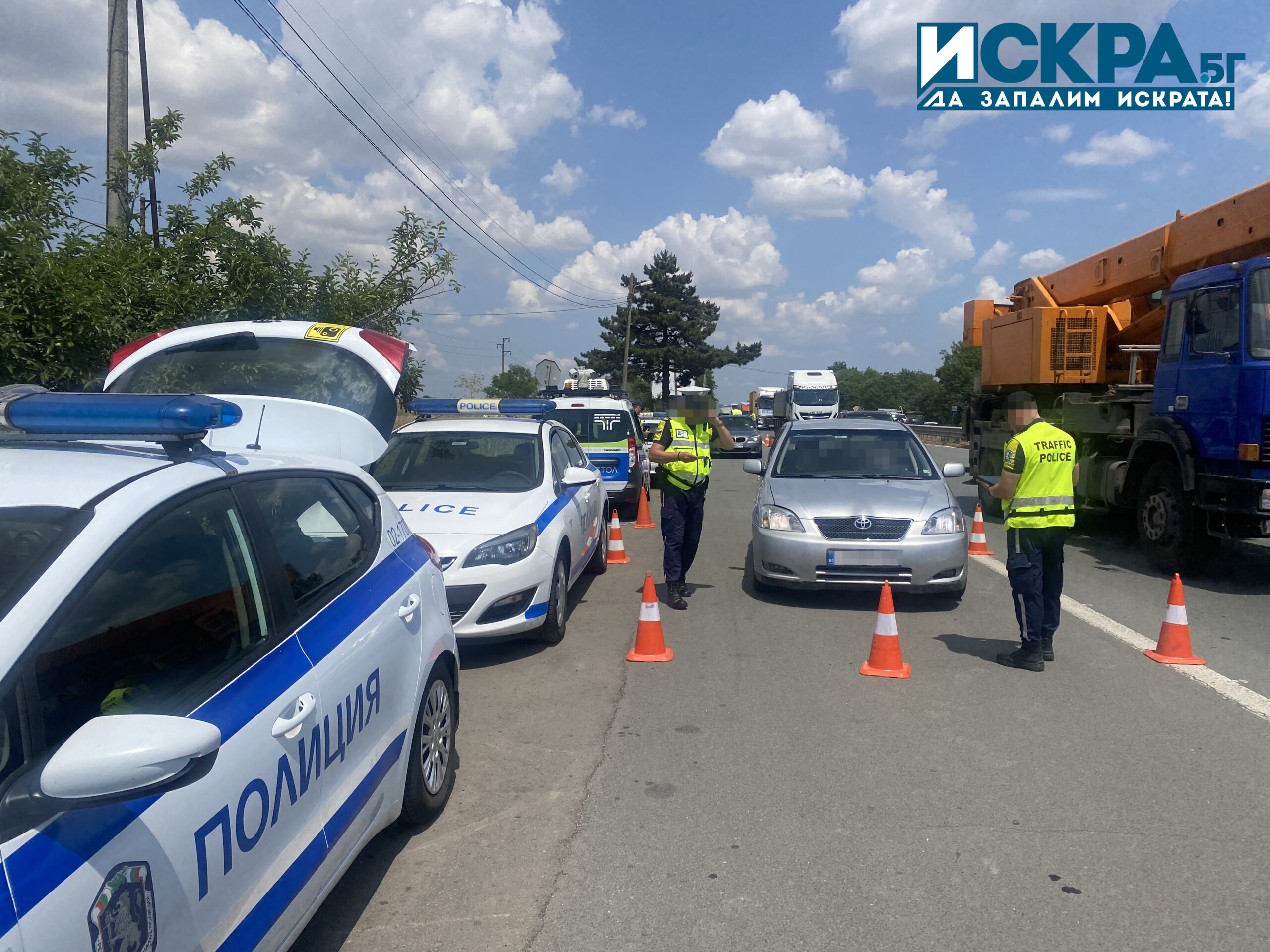 Два автомобила са били иззети от полицията в област Бургас