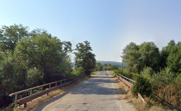 Мост край село Корен