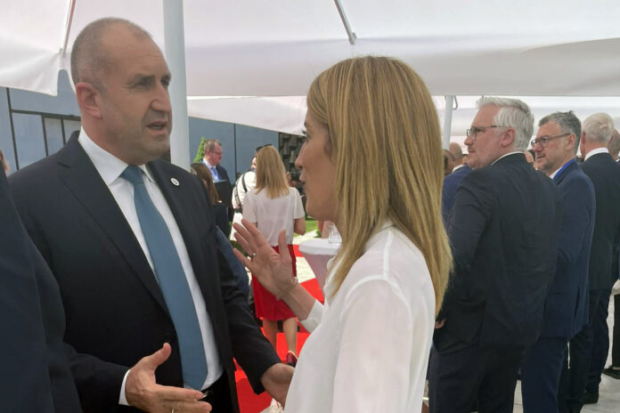 Румен Радев и Роберта Мецола