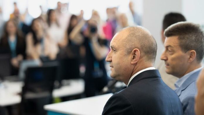 Румен Радев