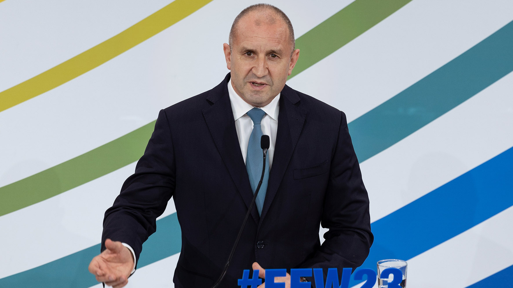 Президентът на България Румен Радев отправи поздрав чрез Facebook по