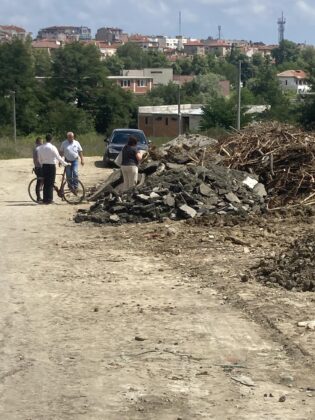 Нерегламентирано сметище, Царево