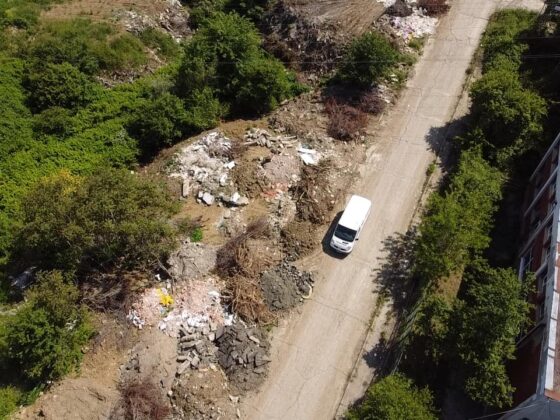 Нерегламентирано сметище, Царево