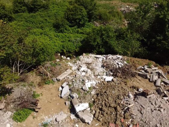 Нерегламентирано сметище, Царево