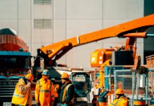 Работници, строителство