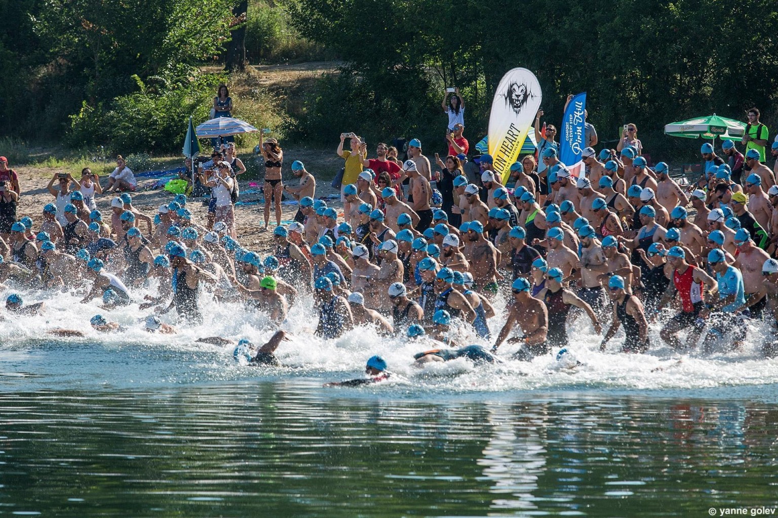 Триатлон Снимка Община Бургас Архив
Рекорден брой участници се включиха в