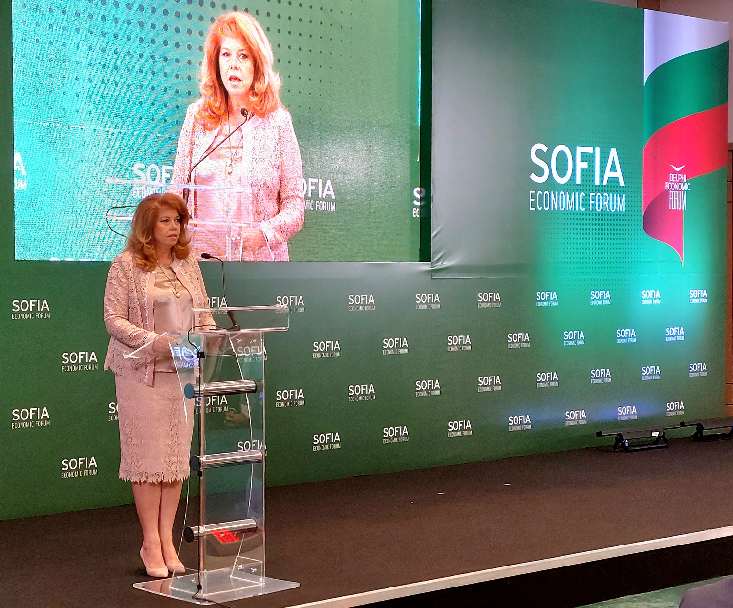 Българската икономика се развива възходящо в условия на стабилност предсказуемост