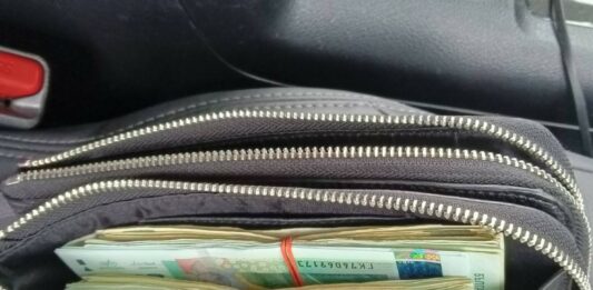 Пари, подкуп