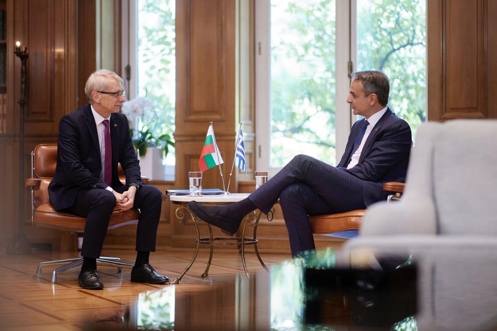 България иска да участва в концесиите на пристанищата в Кавала