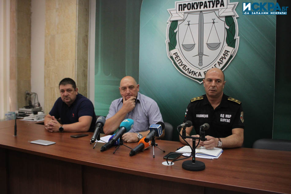 Чуждестранна група от осем души е разпространявала наркотици на територията