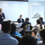 Акад. Николай Денков