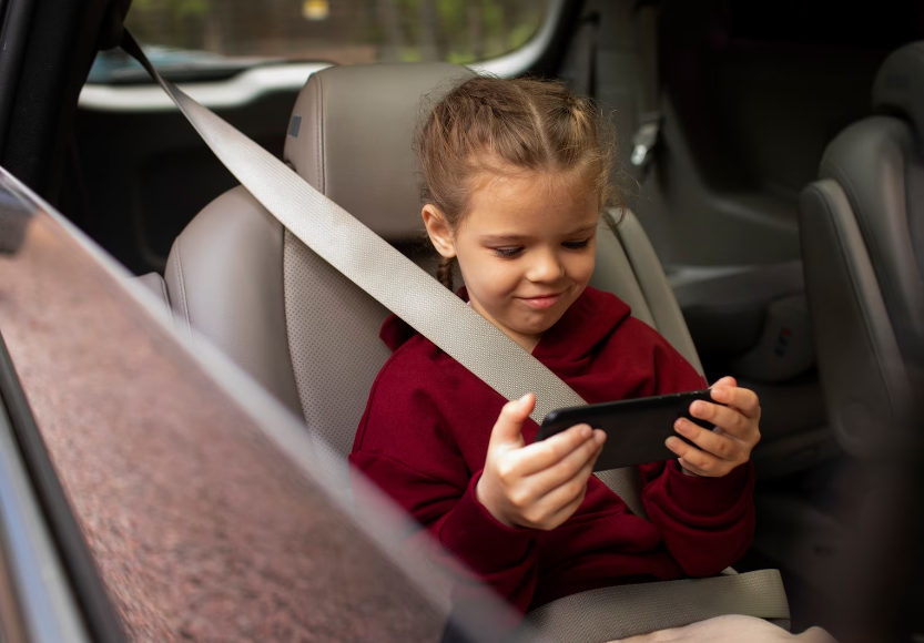 Детските столчета в автомобила повишават безопасността и сигурността на децата
