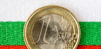 Пари, евро, лев